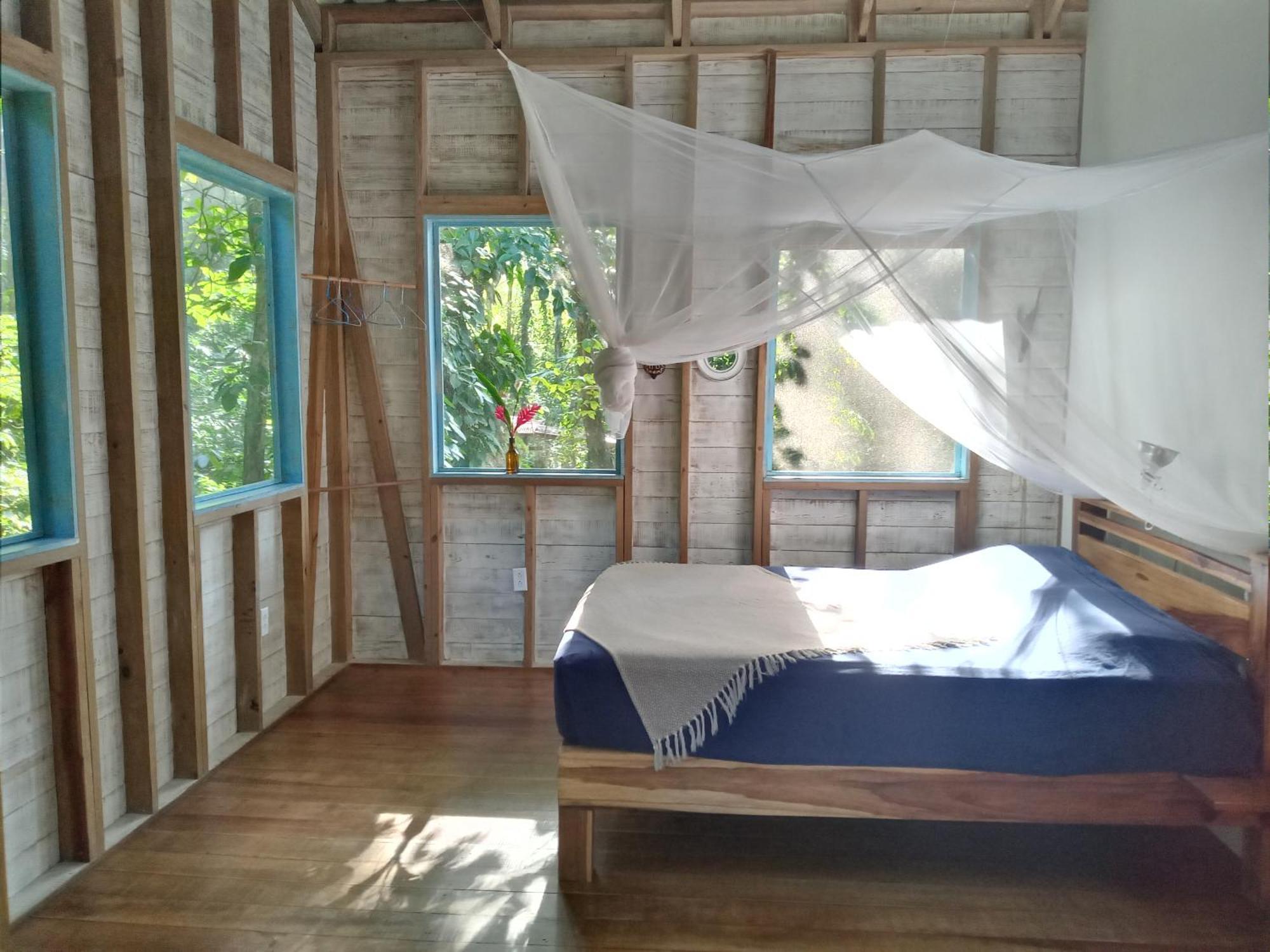 Jungle Paunch Villa Bocas del Toro Exteriör bild